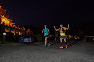 BIB: 
                            <button type="button" onclick="openModal(22292467)" class="btn btn-primary btn-sm float-right btn-popup" data-toggle="modal" data-target=".modal-high-quality">
                        <i class="fas fa-shopping-cart"></i> Add to Cart
                    </button>
                                            <button type="button" onclick="isThisMe(22292467, true)" class="btn btn-success btn-sm float-right btn-popup btn-isme hidden" data-toggle="tooltip" data-placement="bottom" title="นี่คือรูปของคุณใช่ไหม คลิกที่นี่เพื่อเอาเข้าอัลบั้ม">
                        <i class="fas fa-plus"></i> Add to album
                    </button>
                    <button type="button" onclick="isThisMe(22292467, false)" class="btn btn-warning btn-sm float-right btn-popup btn-isnotme hidden">
                        <i class="fas fa-ban"></i> Remove from album
                    </button>